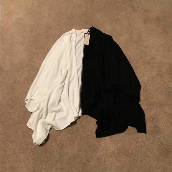 Donni Charm x Box Of Style Colorblock Wonder Cape One Size - Picture 3 of 3